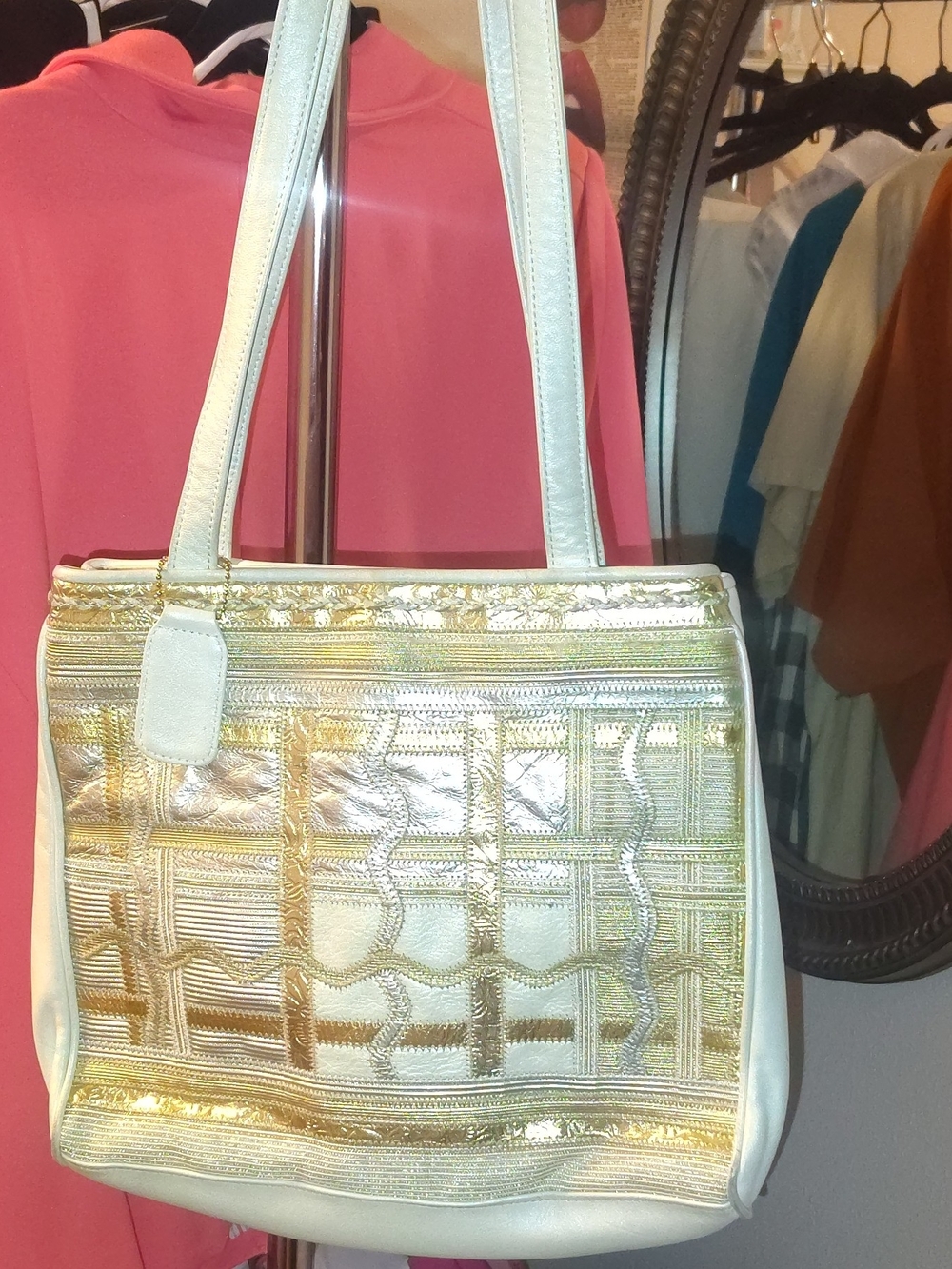 Vintage jacqueline Ferrar Metallic Gold and White Patterned Tote